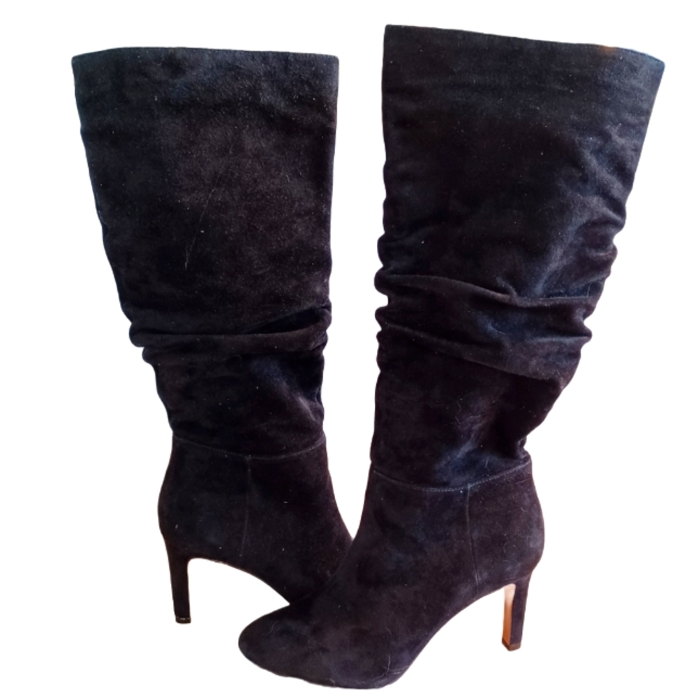 VINCE CAMUTO "LARINK" SUEDE BOOTS SIZE 6.5